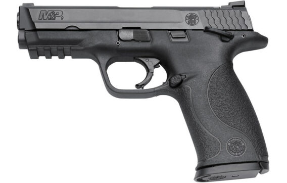 Smith & Wesson M&P9 9mm with Night Sights and 3 Magazines